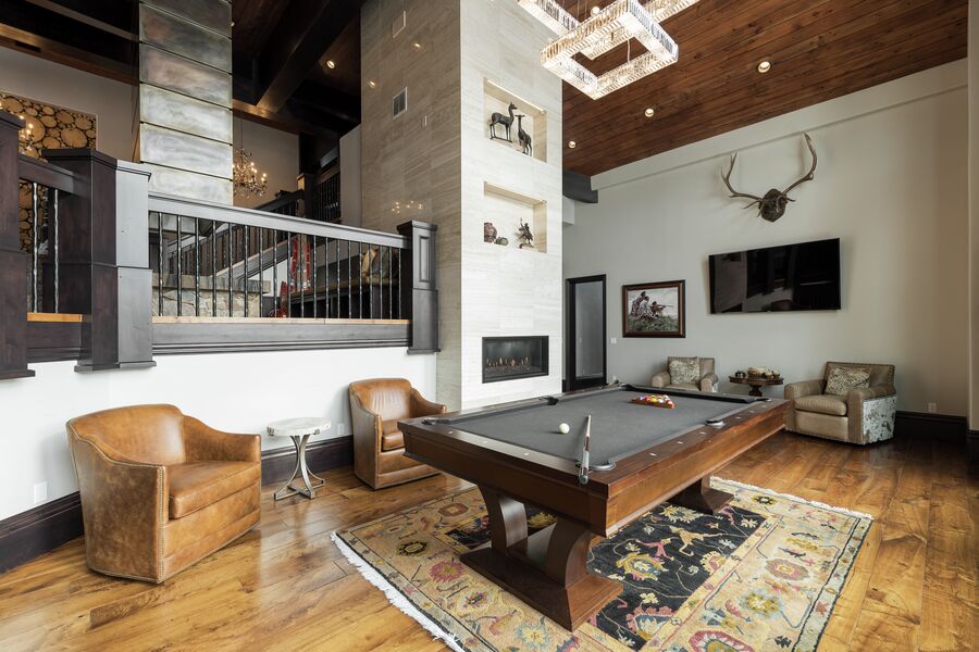 deer-valley-mountain-transitional-remodel-pool-table