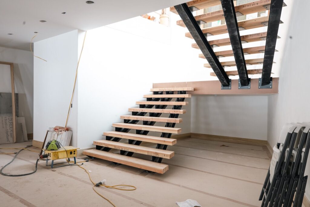 colony-white-pine-contemporary-mountain-home-stairs