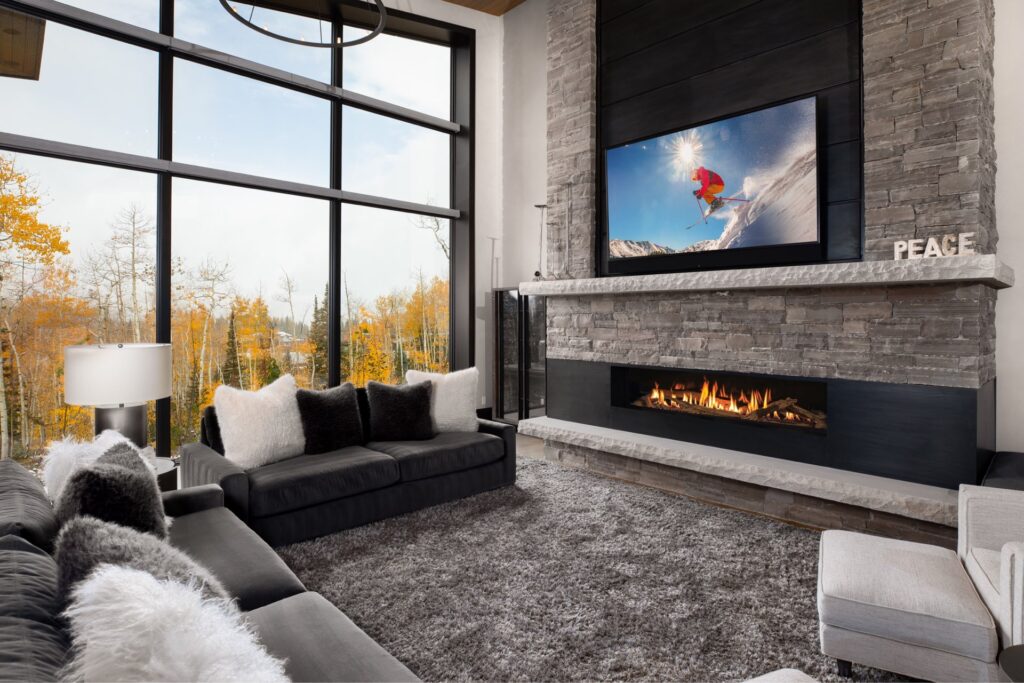 colony-white-pine-modern-mountain-home-fireplace