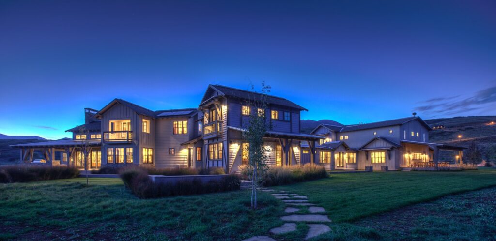 midway-utah-modern-farmhouse-lit